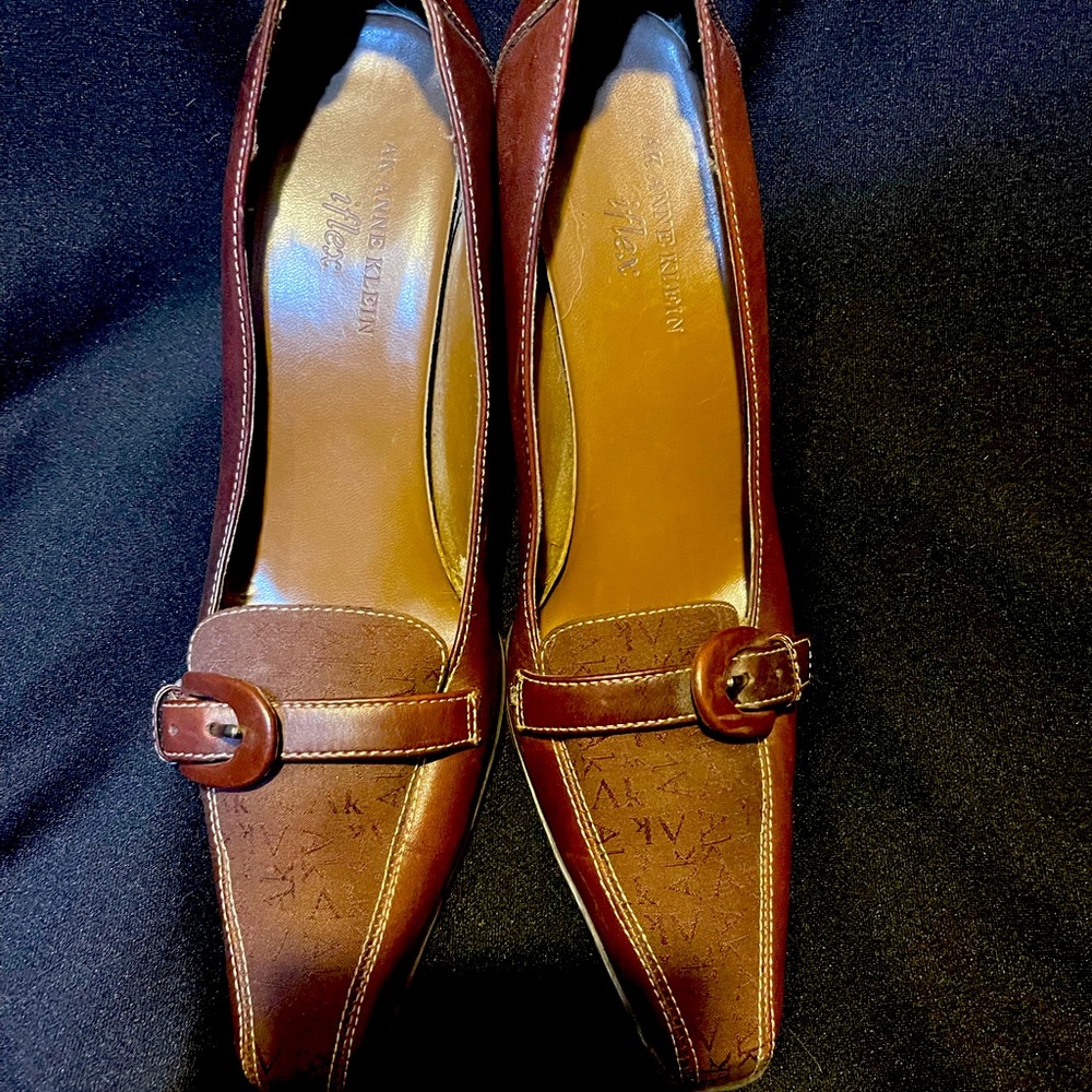 ANNe Klein’s heels size 6 1/2